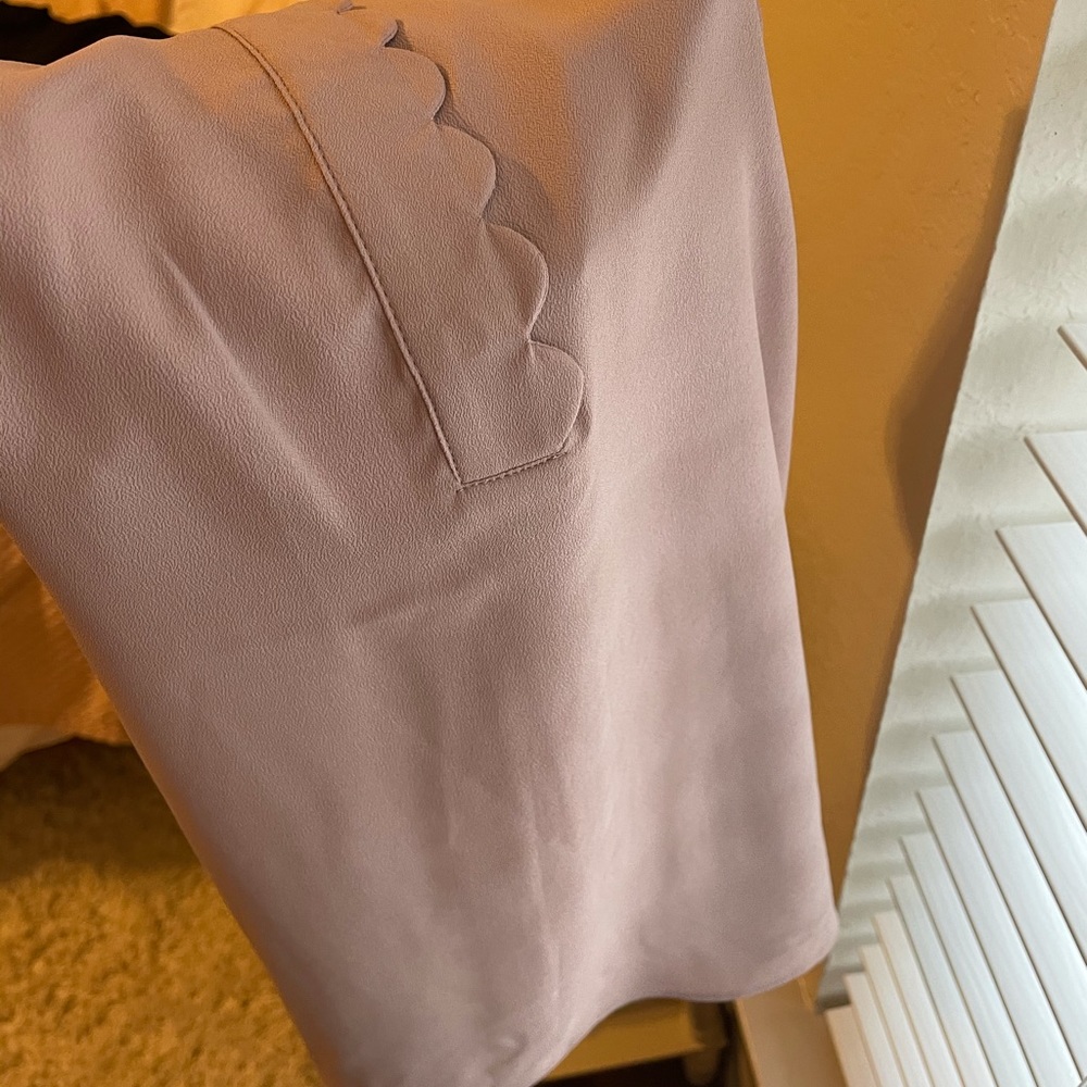 Pink top - Picture 3 of 3